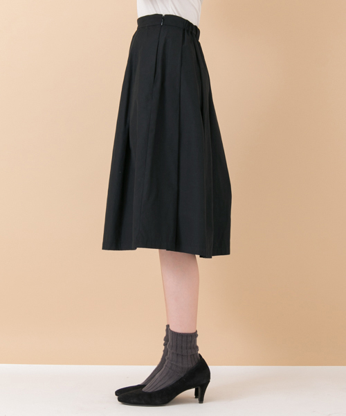 URBAN RESEARCH（アーバンリサーチ）の「 UR ピーチギャザーフレアスカート（スカート・レディース・キャメル/ベージュ/スミクロ・FREE）」の10枚目の写真