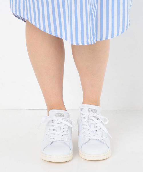 adidas（アディダス）の「【WEB限定】adidas STAN SMITH〈アディダス〉◆（スニーカー・レディース・ライトグレー/ネイビー・24.5cm/22.5cm/23.5cm）」の9枚目の写真