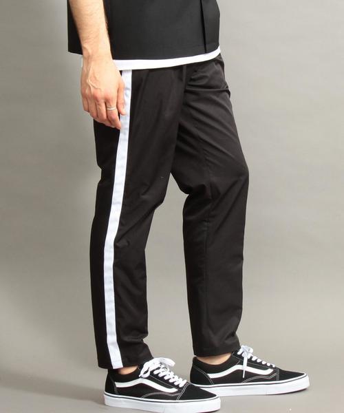 BEAUTY&YOUTH UNITED ARROWS（ビューティーアンドユースユナイテッドアローズ）の「BY サイドライン 1P パンツ ◆（スラックス・メンズ・ネイビー/ブラック・SMALL/MEDIUM/X-LARGE/LARGE）」の11枚目の写真