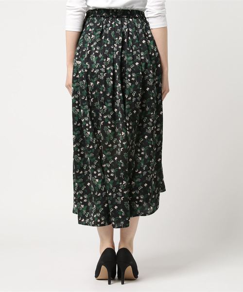 GeeRA（ジーラ）の「フィッシュテールデザイン花柄スカート（スカート・レディース・ブラック/イエロー・MEDIUM/LARGE）」の4枚目の写真