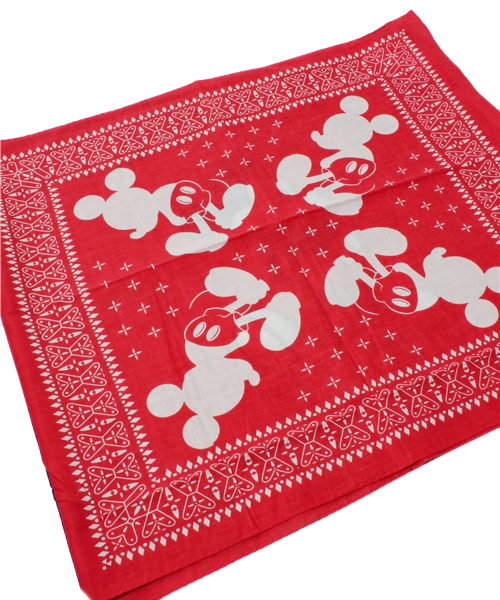 SHIPS JET BLUE(シップスジェットブルー)の「JB: ミッキー バンダナストール(マフラー・メンズ・ブラック/レッド/ネイビー・ONE SIZE)」の8枚目の写真