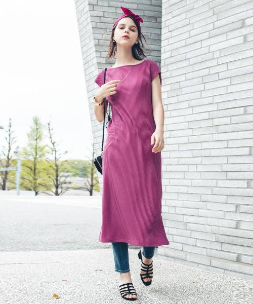 Rouge vif（ルージュヴィフ）の「バックデザインリブワンピース（ワンピース・レディース・サックスブルー/ピンク/チョコ/カーキ・FREE）」の4枚目の写真