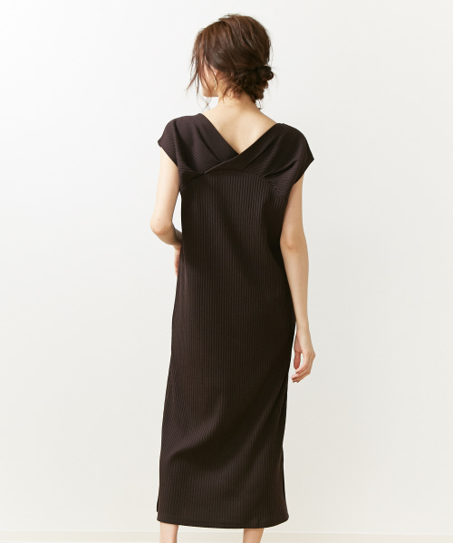 Rouge vif（ルージュヴィフ）の「バックデザインリブワンピース（ワンピース・レディース・サックスブルー/ピンク/チョコ/カーキ・FREE）」の6枚目の写真