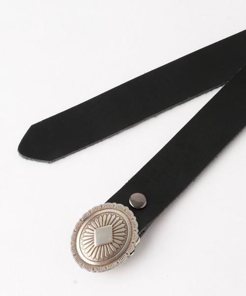 BEAUTY&YOUTH UNITED ARROWS（ビューティーアンドユースユナイテッドアローズ）の「＜ARROW NOVELTY＞レザーコンチョベルト о（ベルト・レディース・ブラック・FREE）」の3枚目の写真