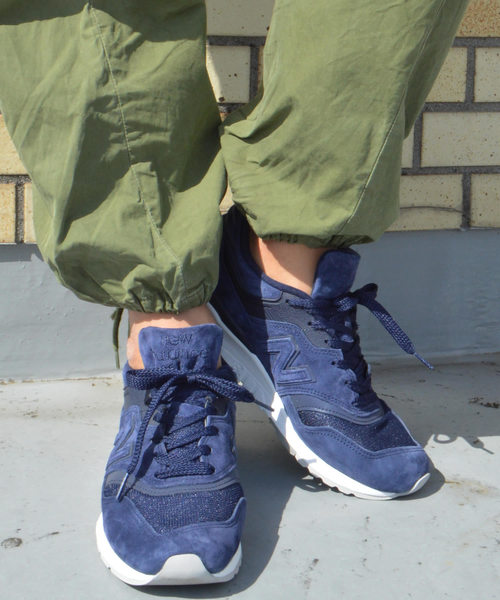 NEW BALANCE（ニューバランス）の「NEW BALANCE / ニューバランス M997（スニーカー・メンズ・ロイヤルブルー/ブラック/グレー・10/8/8h/9/9h）」の13枚目の写真
