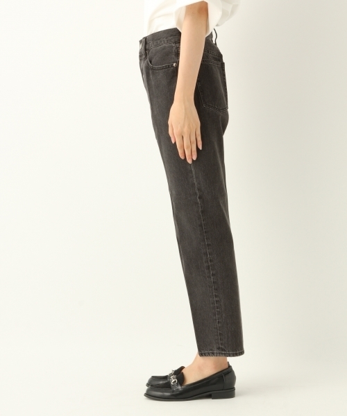 A part by（アパートバイ）の「デニムセンタープレスパンツ 798756（デニムパンツ・レディース・ブラック/ネイビー・MEDIUM/LARGE）」の4枚目の写真