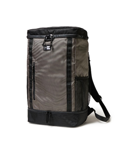 NEW ERA(ニューエラ)の「ニューエラ リュック 32L ボックスパック NEW ERA(バックパック/リュック・メンズ・ブラック/ヘザーグレー/タイガーカモ/ブラック系その他/ブラック系その他2/その他/ライトグレー/レッド/ダークグレー/ブラック系その他3/その他2/ブルー系その他/グレー/ブラック系その他4/グレー系その他3/ブルー系その他2/グレー系その他4/グリーン系その他/ブラック系その他5/ベージュ/ブラック系その他6/ブラック系1/ブラック×グリーン/ベージュ系その他/ブラック系/ブラック系その他7/ベージュ系その他2/ベージュ系その他3/オリーブ・FREE)」の22枚目の写真