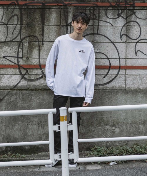 VANS(バンズ)の「別注:VANS/ヴァンズ Box Flying-V L/S T-Shirts(Tシャツ/カットソー・メンズ・ホワイト/ブラック・S/M/L)」の7枚目の写真