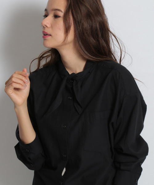 niko and...（ニコアンド）の「ノットカラービッグシャツ（シャツ/ブラウス・レディース・ブラック/ネイビー/オフホワイト・MEDIUM/LARGE）」の3枚目の写真