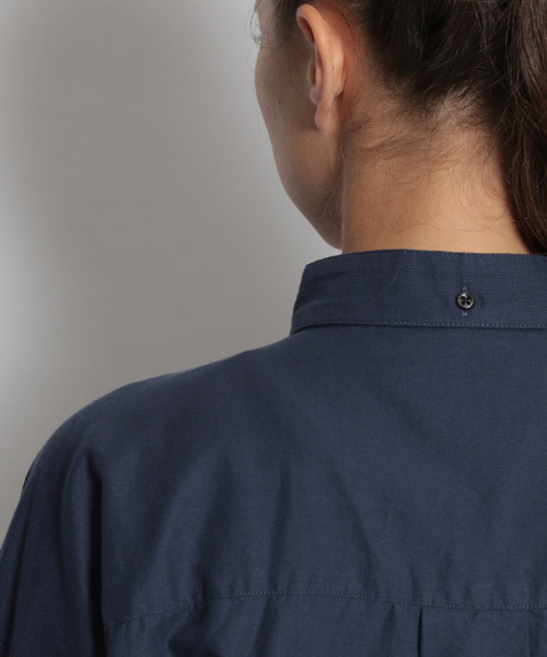 niko and...（ニコアンド）の「ノットカラービッグシャツ（シャツ/ブラウス・レディース・ブラック/ネイビー/オフホワイト・MEDIUM/LARGE）」の15枚目の写真