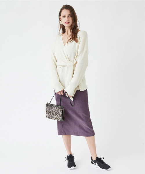 titivate（ティティベイト）の「ﾌﾛﾝﾄﾘﾎﾞﾝﾆｯﾄﾄｯﾌﾟｽ（ニット/セーター・レディース・ブラウン/グレー/アイボリー・M）」の2枚目の写真