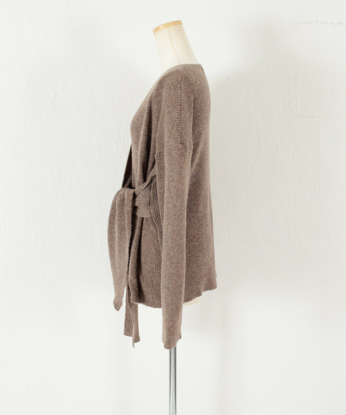 titivate（ティティベイト）の「ﾌﾛﾝﾄﾘﾎﾞﾝﾆｯﾄﾄｯﾌﾟｽ（ニット/セーター・レディース・ブラウン/グレー/アイボリー・M）」の9枚目の写真