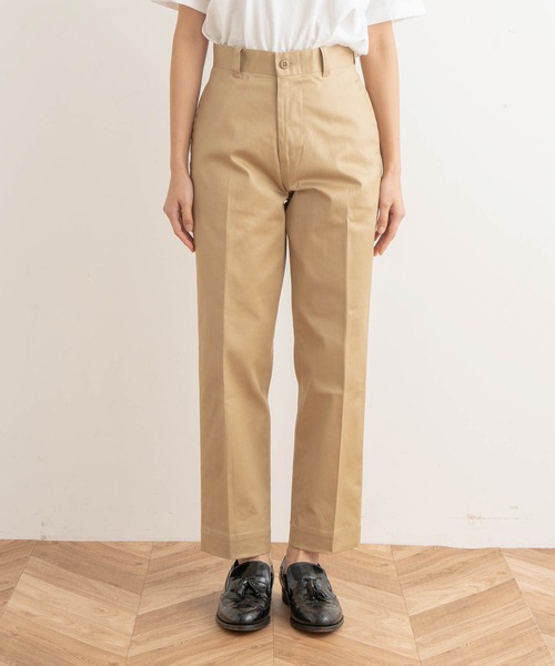 kha:ki（カーキ）の「「KHA:KI / カーキ」MIDRISE TAPERD CHINO　ミッドライズテーパードチノパンツ（チノパンツ・レディース・カーキ/ベージュ・1/2/0）」の8枚目の写真