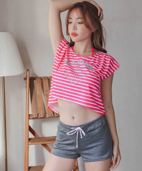 トライアングルビキニカバーアップハーフパンツ4点セット 水着 Dalfwin ダールフィン のファッション通販 Zozotown トライアングルビキニカバーアップハーフパンツ4点セット 水着 Dalfwin ダールフィン のファッション通販 Zozotown