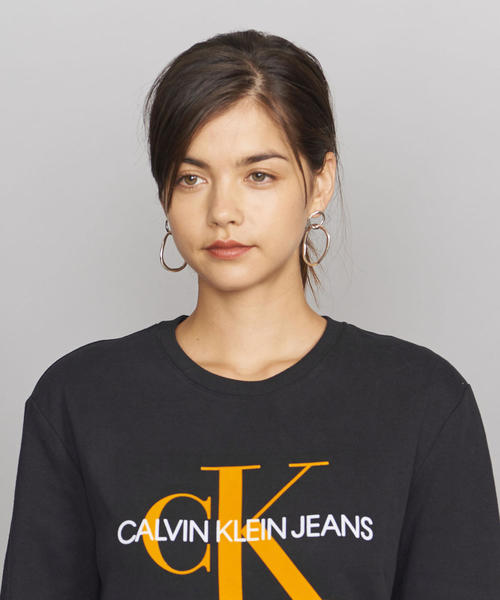 BEAUTY&YOUTH UNITED ARROWS(ビューティーアンドユースユナイテッドアローズ)の「<Calvin Klein Jeans>モノグラムロングスリーブTシャツΨ(Tシャツ/カットソー・レディース・ブラック・SMALL)」の5枚目の写真