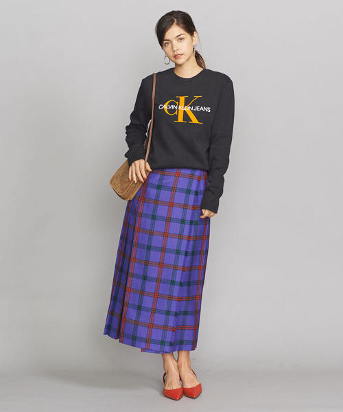 BEAUTY&YOUTH UNITED ARROWS(ビューティーアンドユースユナイテッドアローズ)の「<Calvin Klein Jeans>モノグラムロングスリーブTシャツΨ(Tシャツ/カットソー・レディース・ブラック・SMALL)」の11枚目の写真