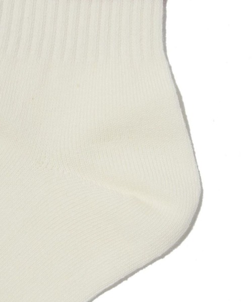 SPINNS（スピンズ）の「リブ ラインソックス（ソックス/靴下・レディース・ホワイト×ブラック/ホワイト×カーキブラウン/ホワイト×パープル/ホワイト×レッド/ブラック×ホワイト/オレンジ系その他/ベージュ系その他/ホワイト×グリーン・ONESIZE）」の10枚目の写真