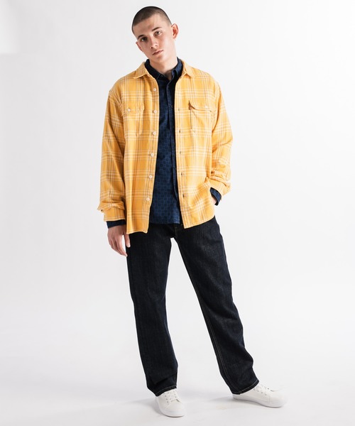 Levi's(リーバイス)の「CLASSIC ワーカーシャツ STANDARD AUDEN GOLDEN APRICOT(シャツ/ブラウス・メンズ・マルチ・L/M/S/XL)」の4枚目の写真