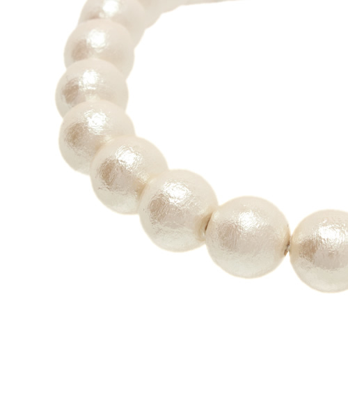 BEAMS BOY(ビームスボーイ)の「ΠBEAMS BOY / コットンパール マグネット ネックレス(ネックレス・レディース・ホワイト・ONE SIZE)」の4枚目の写真