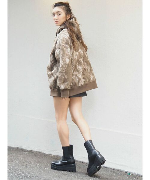 EVRIS(エヴリス)の「サイドゴアブーツ(ブーツ・レディース・ブラック/ブラウン・LARGE/SMALL/MEDIUM)」の5枚目の写真