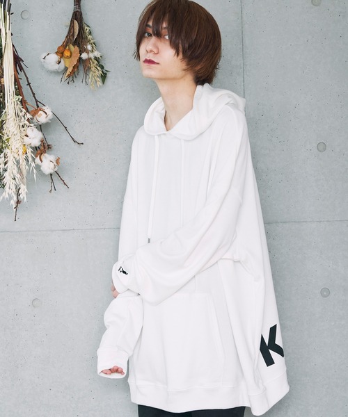 KANGOL（カンゴール）の「KANGOL カンゴール  別注 バックプリント スーパービッグシルエットプルオーバーパーカー（パーカー・メンズ・ダークグリーン/ホワイト/ブラック/ワイン/サンドベージュ/ベージュ・FREE）」の9枚目の写真