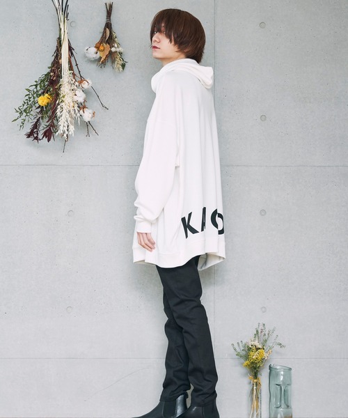 KANGOL（カンゴール）の「KANGOL カンゴール  別注 バックプリント スーパービッグシルエットプルオーバーパーカー（パーカー・メンズ・ダークグリーン/ホワイト/ブラック/ワイン/サンドベージュ/ベージュ・FREE）」の8枚目の写真