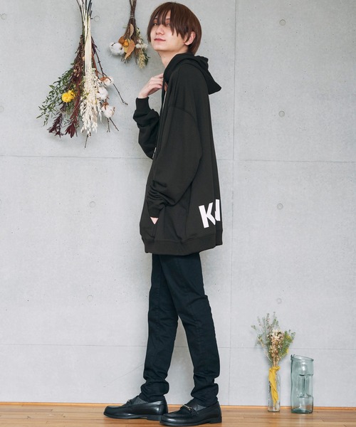 KANGOL（カンゴール）の「KANGOL カンゴール  別注 バックプリント スーパービッグシルエットプルオーバーパーカー（パーカー・メンズ・ダークグリーン/ホワイト/ブラック/ワイン/サンドベージュ/ベージュ・FREE）」の10枚目の写真