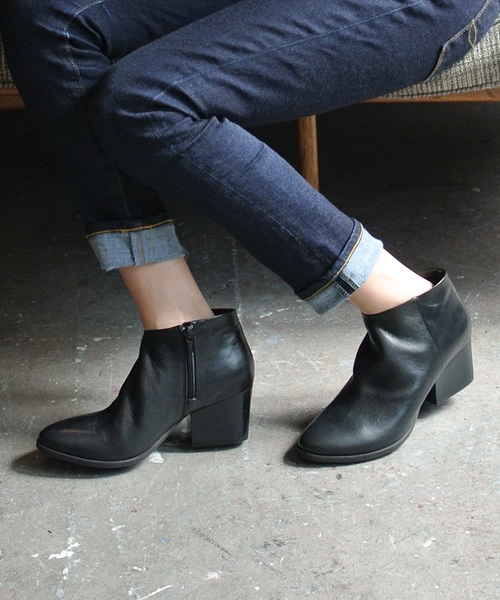 セール ブランド古着 Above And Beyond ショートブーツ ブーツ Inter Chaussures インターショシュール のファッション通販 Zozoused