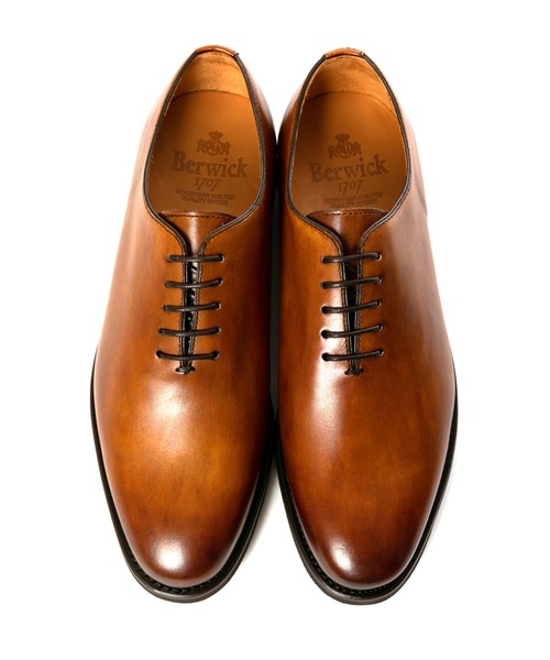 Berwick ブラック 5246 ホールカット　ビジネスシューズ Berwick 1707 ビジネスシューズ バーウィック ホールカット 5246