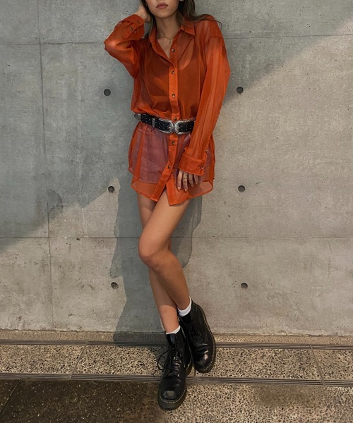 Avvenente(アベネンテ)の「【Avvenente】メッシュオーバーシャツ(シャツ/ブラウス・レディース・ブラック/ライトベージュ/テラコッタ・M)」の3枚目の写真