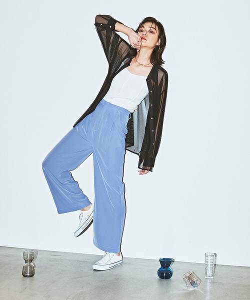 Avvenente(アベネンテ)の「【Avvenente】メッシュオーバーシャツ(シャツ/ブラウス・レディース・ブラック/ライトベージュ/テラコッタ・M)」の4枚目の写真