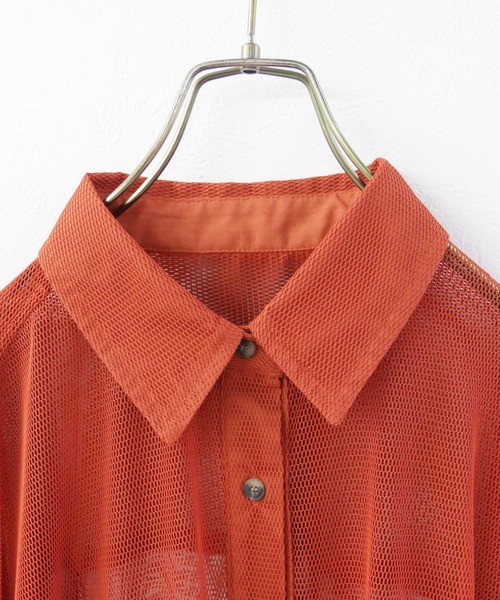 Avvenente(アベネンテ)の「【Avvenente】メッシュオーバーシャツ(シャツ/ブラウス・レディース・ブラック/ライトベージュ/テラコッタ・M)」の15枚目の写真