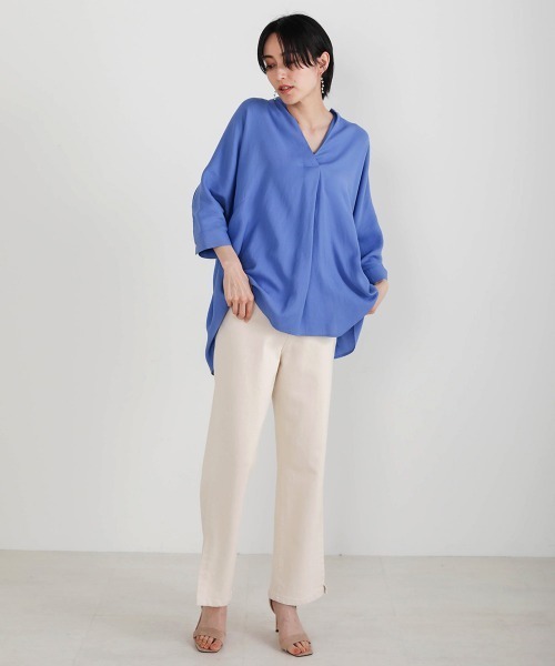 Bou Jeloud（ブージュルード）の「清涼感あるさらさら素材◆スキッパーブラウス（シャツ/ブラウス・レディース・ブラック/ベージュ/カーキ/ブルー・38）」の15枚目の写真