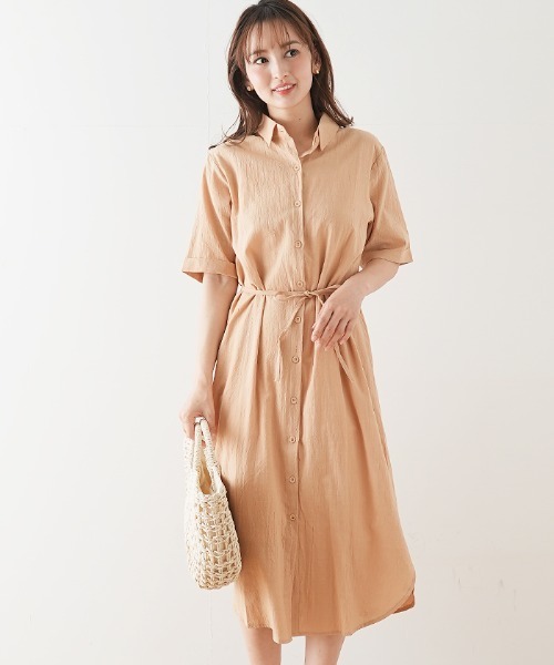 Futier land(フューティアランド)の「ハーフスリーブ開襟シャツワンピース(シャツワンピース・レディース・ホワイト/ブラック/ベージュ/カーキ/モカ/ピンク系その他/グレイッシュブルー/ホワイト系その他2/ブラック系その他2/ブラウン系その他2/ブルー系その他2/ピンク系その他2/カーキ系2・FREE/フリー)」の8枚目の写真