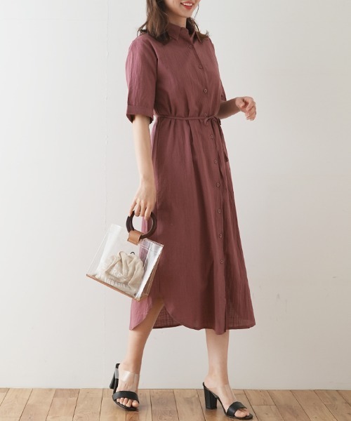 Futier land(フューティアランド)の「ハーフスリーブ開襟シャツワンピース(シャツワンピース・レディース・ホワイト/ブラック/ベージュ/カーキ/モカ/ピンク系その他/グレイッシュブルー/ホワイト系その他2/ブラック系その他2/ブラウン系その他2/ブルー系その他2/ピンク系その他2/カーキ系2・FREE/フリー)」の13枚目の写真