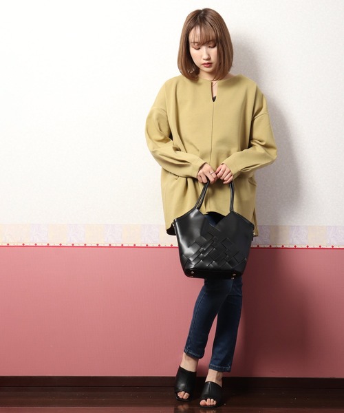 nougatine（ヌガティーヌ）の「【nougatine】ダンボールキーネックタックプルオーバー（スウェット・レディース・カーキ/パープル・FREE）」の9枚目の写真