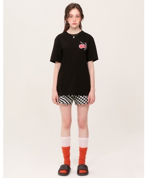 KIRSH(キルシー)の「『KIRSH/キルシー』SOFT MIDDLE CHERRY T-SHIRT KH/ソフトミドルチェリープリント半袖Tシャツ(Tシャツ/カットソー・レディース・ホワイト/ブラック・FREE)」の10枚目の写真