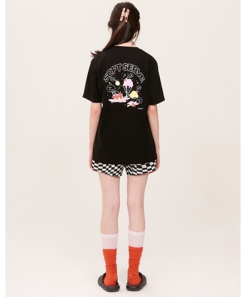 KIRSH(キルシー)の「『KIRSH/キルシー』SOFT MIDDLE CHERRY T-SHIRT KH/ソフトミドルチェリープリント半袖Tシャツ(Tシャツ/カットソー・レディース・ホワイト/ブラック・FREE)」の12枚目の写真