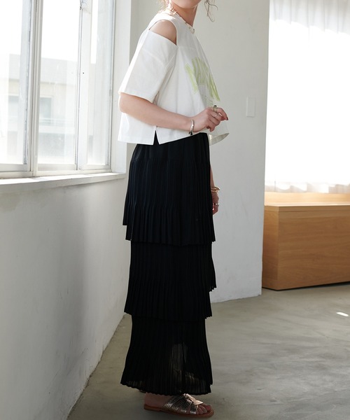 DISCOAT（ディスコート）の「カレッジロゴ肩開きショートTシャツ（Tシャツ/カットソー・レディース・チャコールグレー/ライトグレー/オフホワイト・FREE）」の20枚目の写真