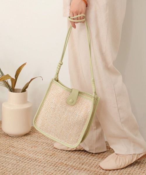 Bab（バブ）の「配色カラーショルダーバッグ（ショルダーバッグ・レディース・イエロー/ホワイト/ライトグリーン・ONESIZE）」の3枚目の写真