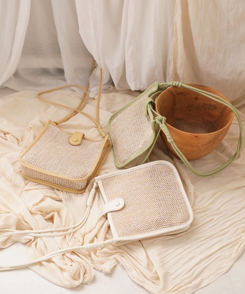 Bab（バブ）の「配色カラーショルダーバッグ（ショルダーバッグ・レディース・イエロー/ホワイト/ライトグリーン・ONESIZE）」の13枚目の写真