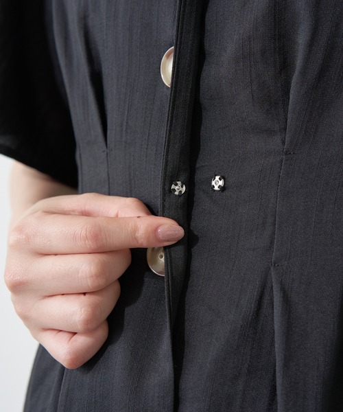 natural couture(ナチュラルクチュール)の「釦あきマーメイド2WAYワンピース(ワンピース・レディース・ブラック/ベージュ/カーキ/ストライプ/サーモンピンク・FREE)」の19枚目の写真