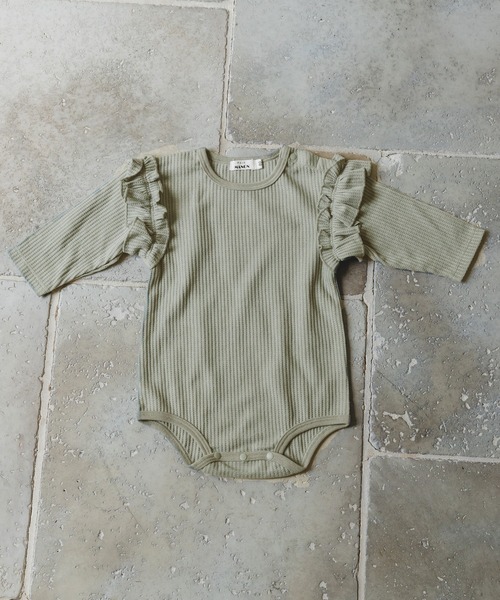 pairmanon(ペアマノン)の「【ふんわりワッフル】【かぞくおそろい】【ベビー】選べる肩フリル長袖ロンパース(ロンパース・キッズ・グレー系その他5/ドット/ピンク系その他5/ブラック系その他5/ベージュ系その他6/ブラウン系その他6/ベージュ系その他7/レッド系その他/ホワイト系その他/ホワイト系その他2/ブラック系その他4/ベージュ系その他4/ベージュ系その他2/ブルー系その他4/グレイッシュベージュ/ピンク系その他2/ピンク系その他/ピンク系その他4/ピンク/ピンク系その他3/ダークブルー/ミント/モカ/ベージュ系その他・80/70)」の15枚目の写真