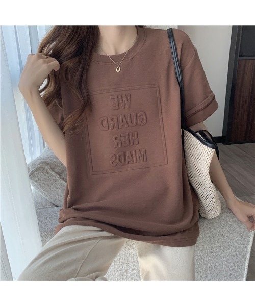 sakishimatokyo(サキシマトーキョー)の「エンボス加工ロゴTシャツ(Tシャツ/カットソー・レディース・ホワイト/ブラック/ベージュ/ブルー/チャコールグレー/ブラウン・FREE)」の4枚目の写真