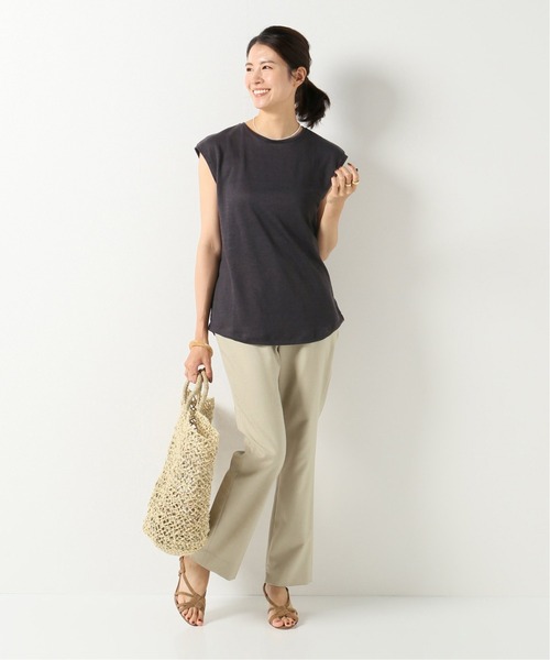 IENA（イエナ）の「麻ノースリーブプルオーバー◆（Tシャツ/カットソー・レディース・ホワイト/チャコールグレー/ブラウン・FREE）」の6枚目の写真