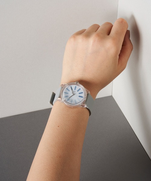 Q&Q SmileSolar(キューアンドキュースマイルソーラー)の「Q&Q SmileSolar BY groovisions(アナログ腕時計・レディース・レインボー/ブラック系その他/グレー系その他・FREE)」の3枚目の写真