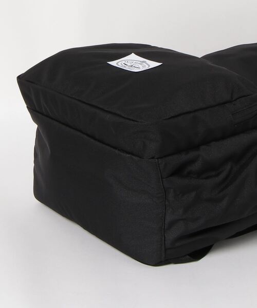 POLeR OUTDOOR STUFF（ポーラーアウトドアスタッフ）の「POLeR OUTDOOR STUFF/ポーラーアウトドアスタッフ　DAY TRIPPER BACKPACK　バッグパック　リュック（バックパック/リュック・メンズ・ブラック・FREE）」の3枚目の写真