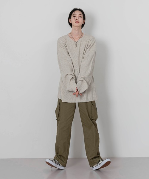 FOLLOWIN（フォロウィン）の「[FLW MADE] 【UNISEX】ワイドネックロングTシャツ（Tシャツ/カットソー・メンズ・ブラック/グレー/アイボリー・FREE）」の19枚目の写真