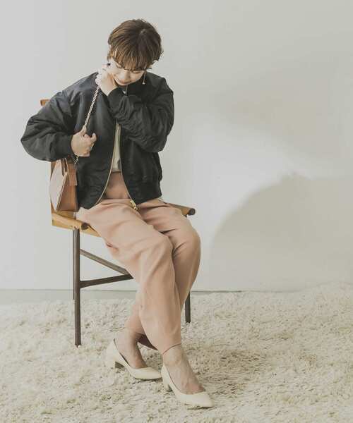 URBAN RESEARCH（アーバンリサーチ）の「機能中綿MA-1(高機能中綿素材使用)（ブルゾン・レディース・ブラック/カーキ・FREE）」の8枚目の写真