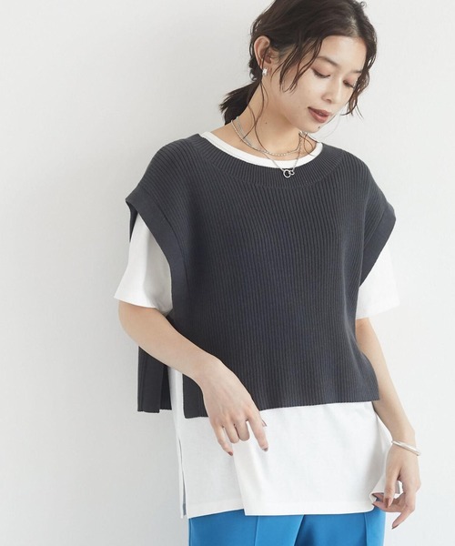 Green　Parks（グリーンパークス）の「バック釦ニットベスト＊（ベスト・レディース・チャコールグレー/パープル/ライトベージュ・FREE）」の2枚目の写真